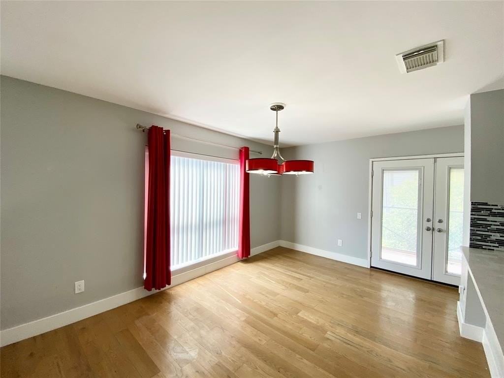 4213 Dickason Ave #18 - Photo 3 of 10