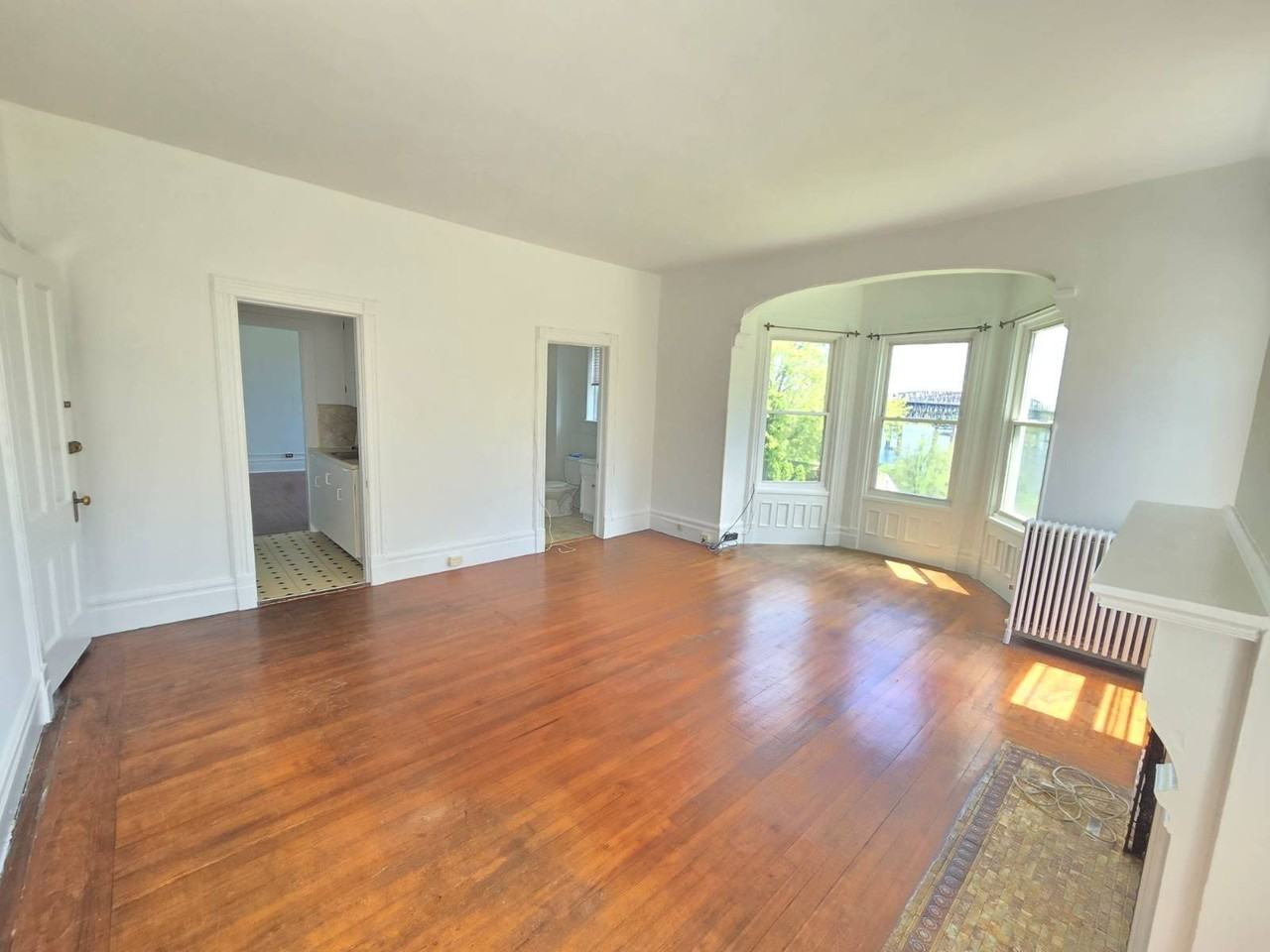 514 Grand Ave - Photo 4 of 20