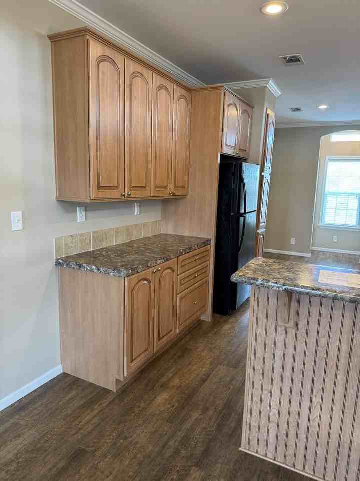 153 Country Ln - Photo 5 of 50