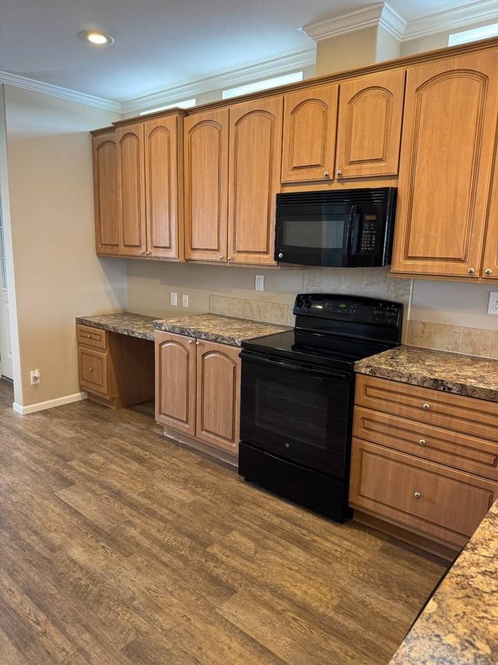 153 Country Ln - Photo 6 of 50