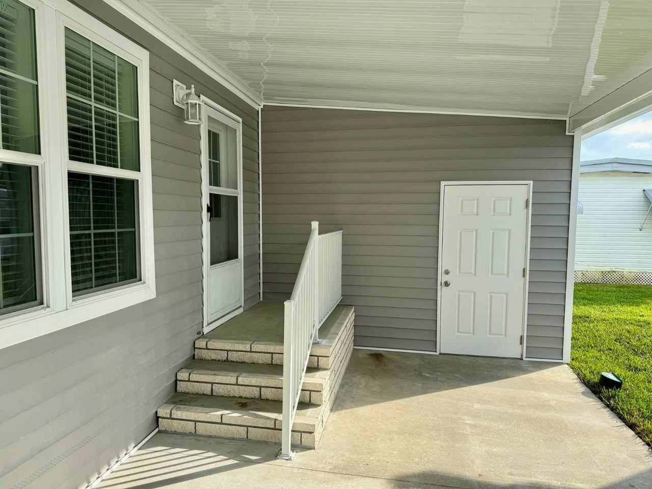 1283 Jamestown Dr - Photo 5 of 40