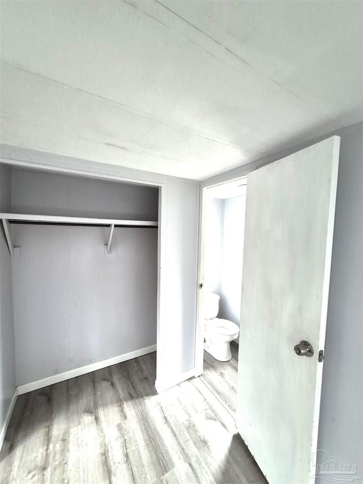 5472 Dover Ave - Photo 6 of 10