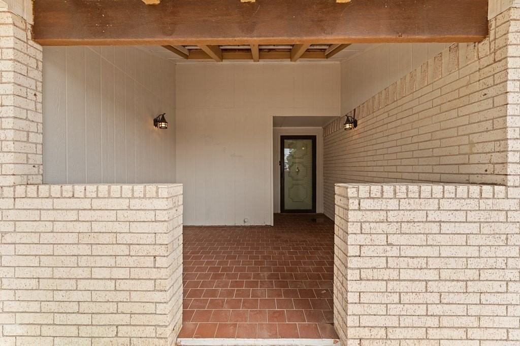 3607 W Michigan Ave - Photo 2 of 24