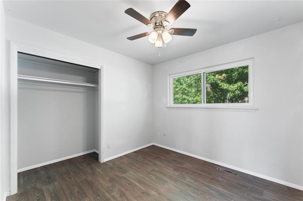 3712 Windsor Ave - Photo 2 of 23