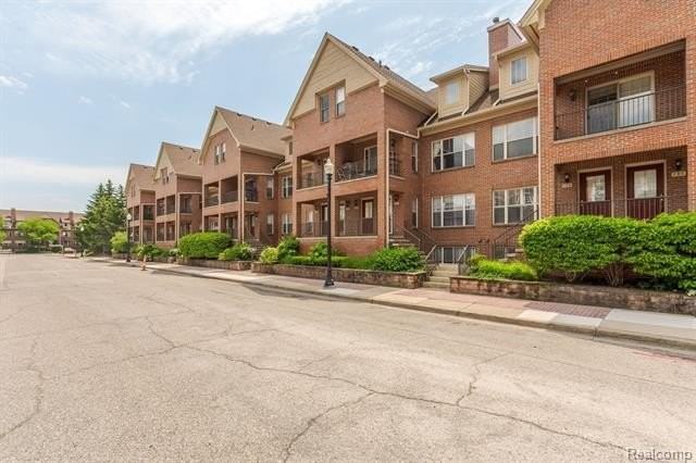 159 Allenhurst Ave - Photo 4 of 32