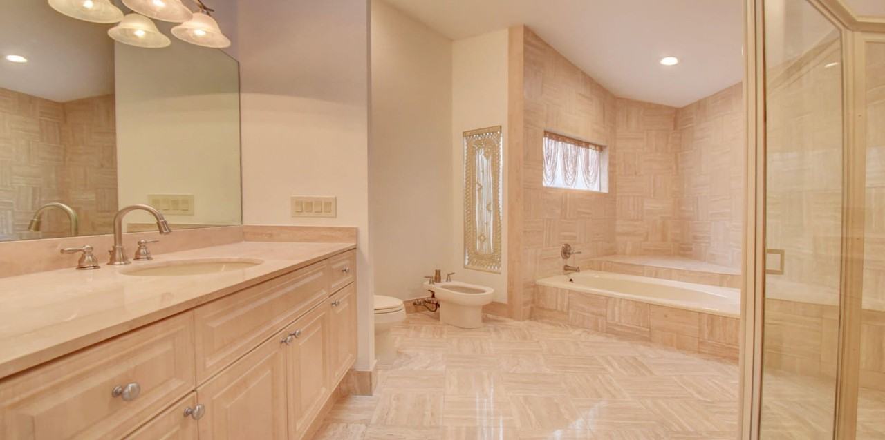 Esplanada Cir W - Photo 5 of 8