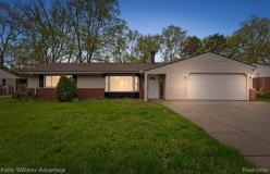 2479 Ivanhoe Dr - Photo 1 of 1