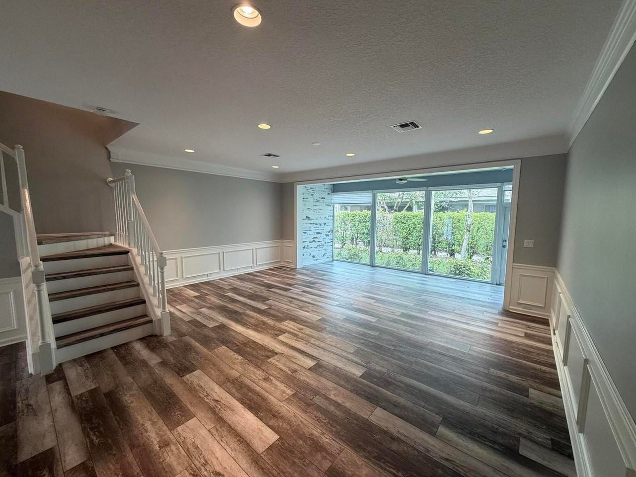 Saint Andrews Grand Cir - Photo 6 of 8