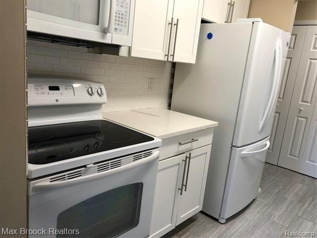 29880 W 12 Mile Rd #812 - Photo 3 of 14
