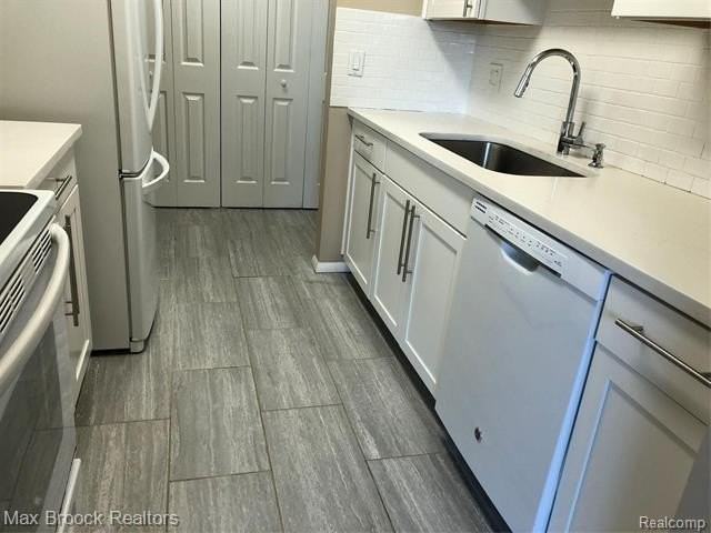 29880 W 12 Mile Rd #812 - Photo 4 of 14