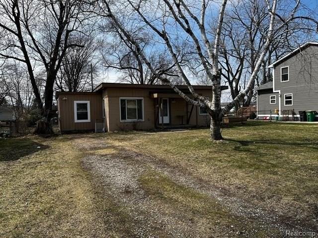 12097 Cavell St - Photo 2 of 18