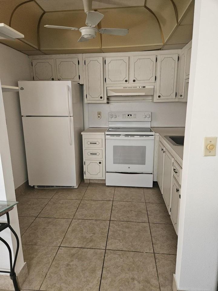 39 Valencia Ter - Photo 5 of 17
