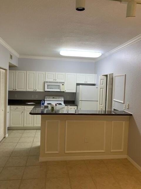 549 Se Prescott Pl - Photo 2 of 22