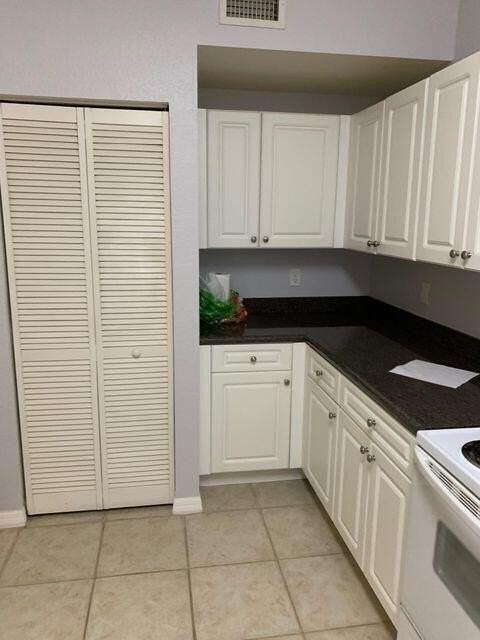 549 Se Prescott Pl - Photo 5 of 22