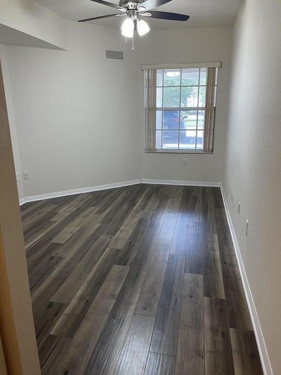 549 Se Prescott Pl - Photo 6 of 22