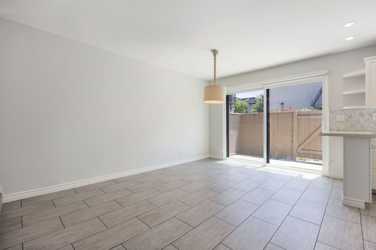 806 S Sierra Ave #1 - Photo 4 of 50