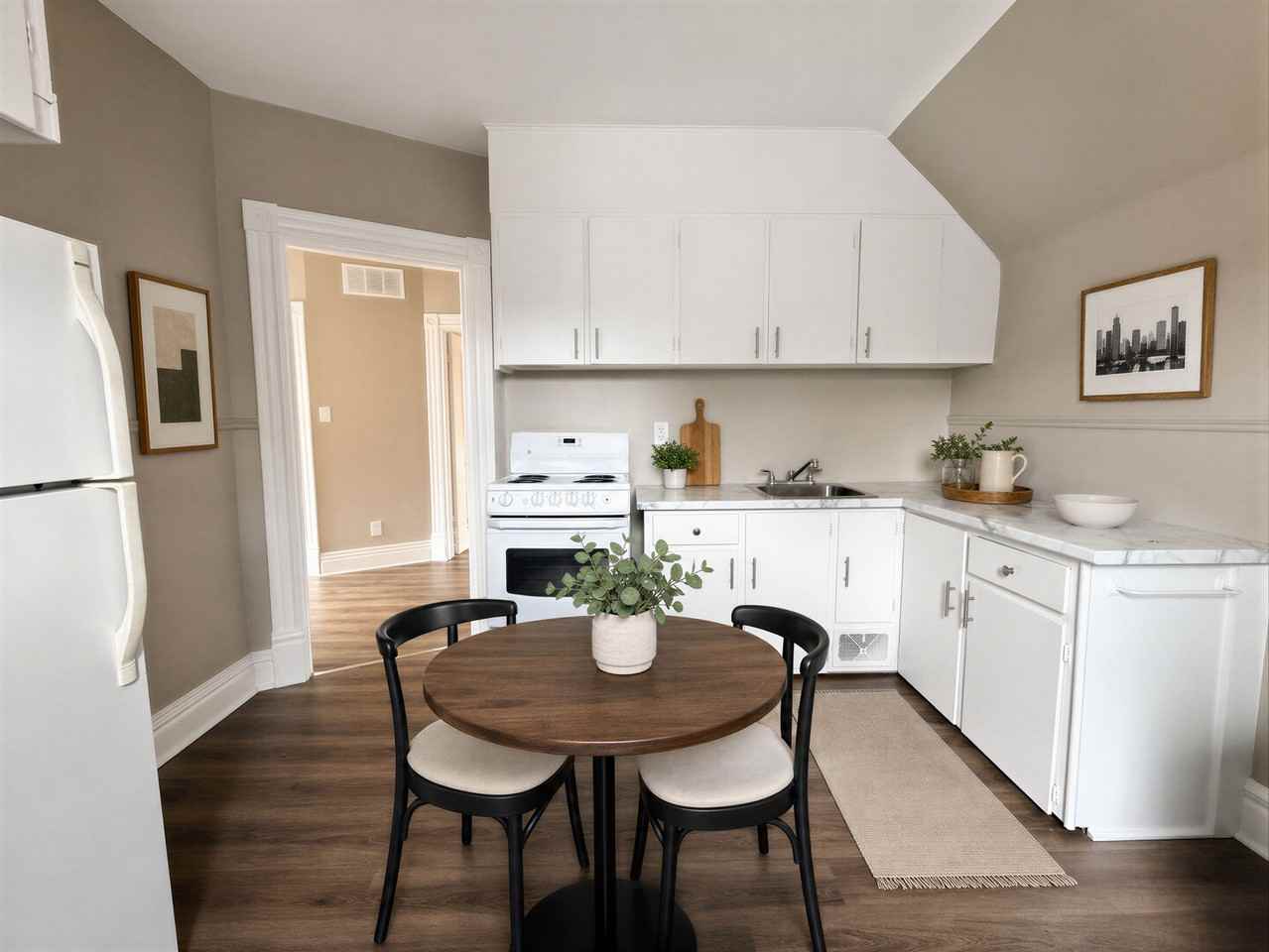 128 Alfred St Uppr - Photo 4 of 26
