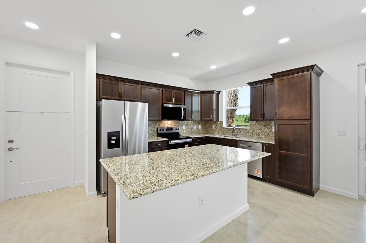 4356 Brookgreen Sq - Photo 5 of 42