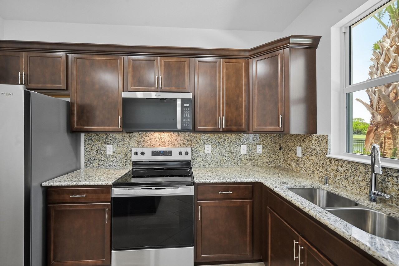 4356 Brookgreen Sq - Photo 7 of 42