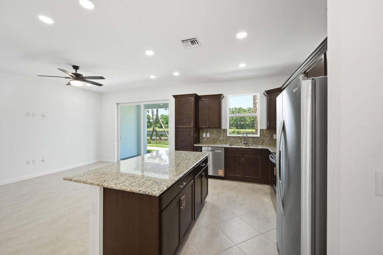 4332 Brookgreen Sq - Photo 7 of 41