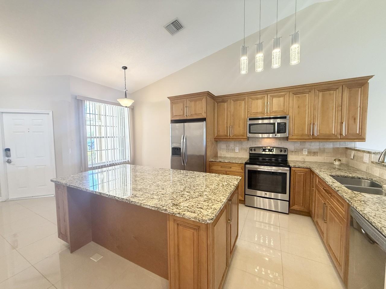 8419 Long Bay - Photo 6 of 34