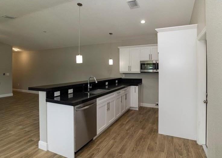 1138 Nw 1st Ave - Photo 6 of 19