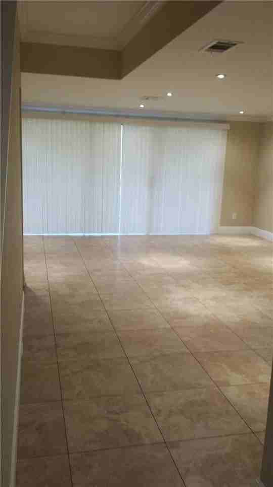 4728 Nw 90th Ave - Photo 4 of 16