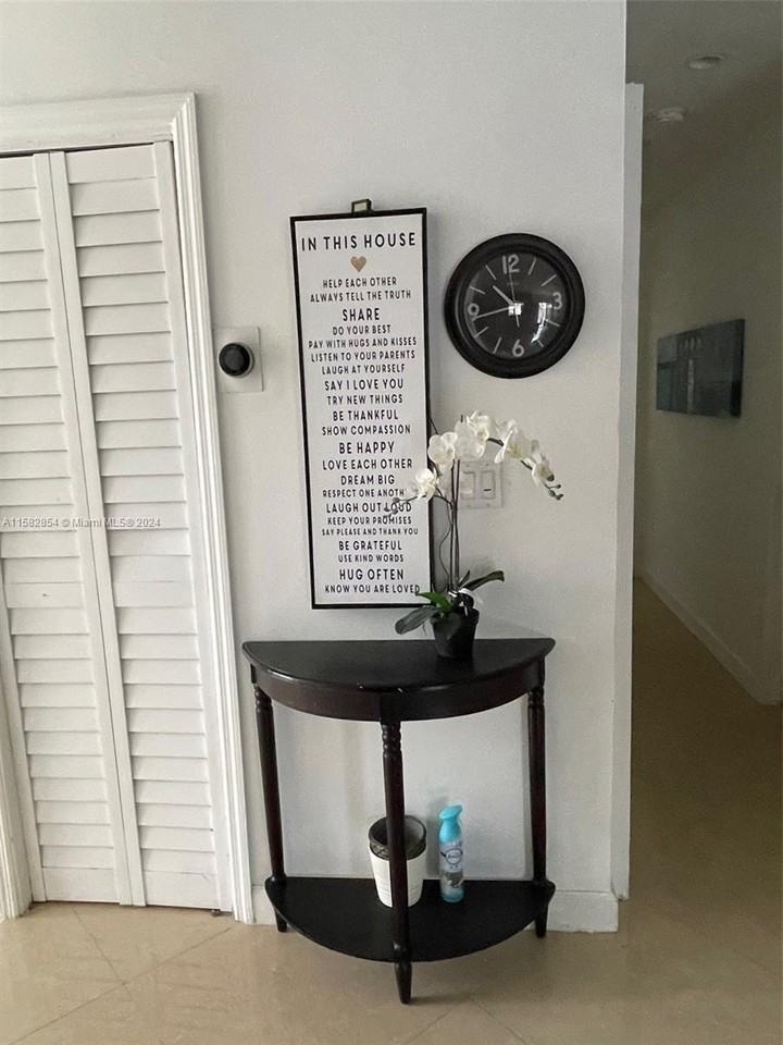 4920 Sw 27th Ave - Photo 2 of 27