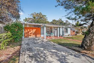 131 Sw 7th Ter - Photo 1 of 1