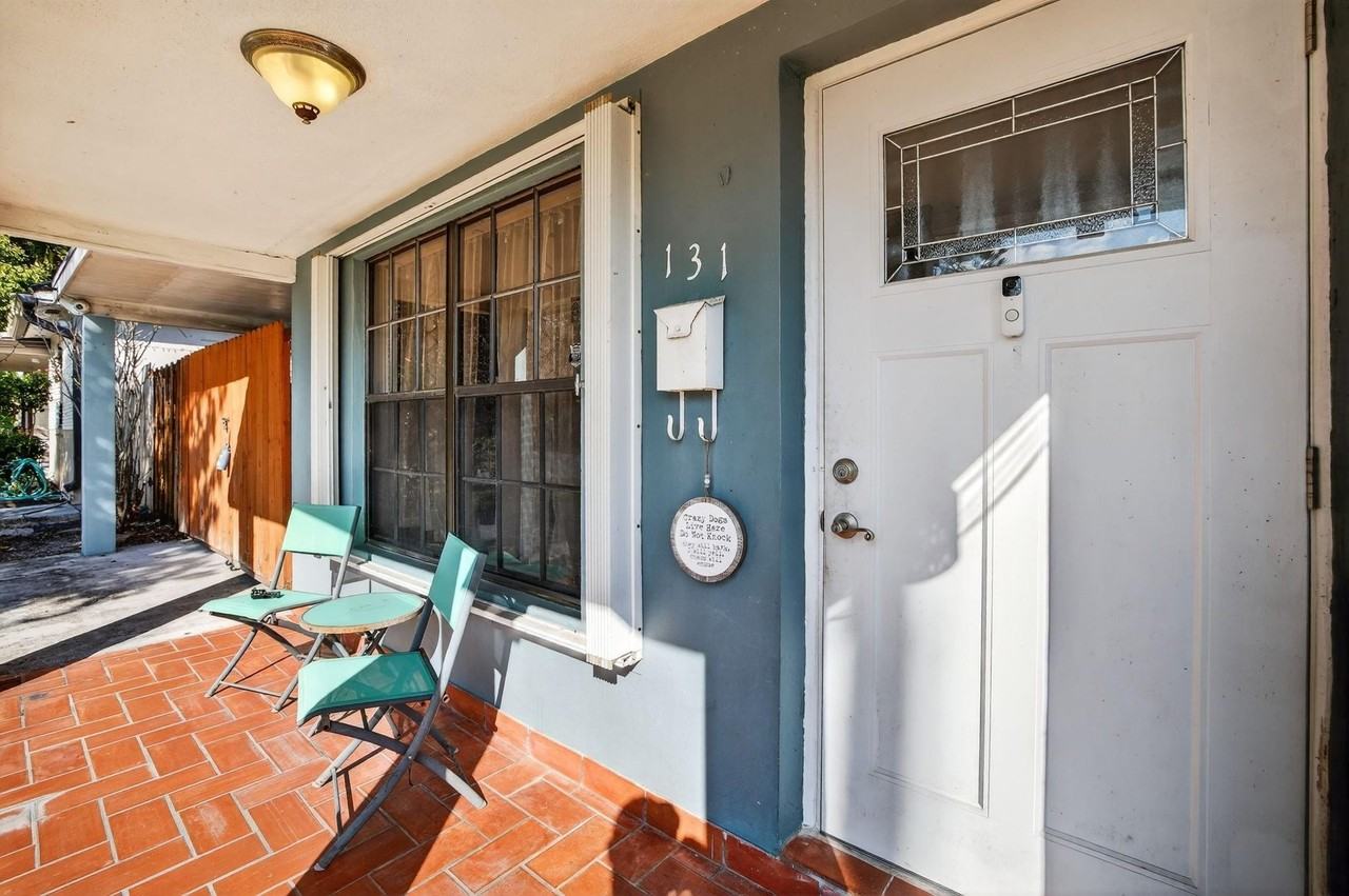 131 Sw 7th Ter - Photo 4 of 50