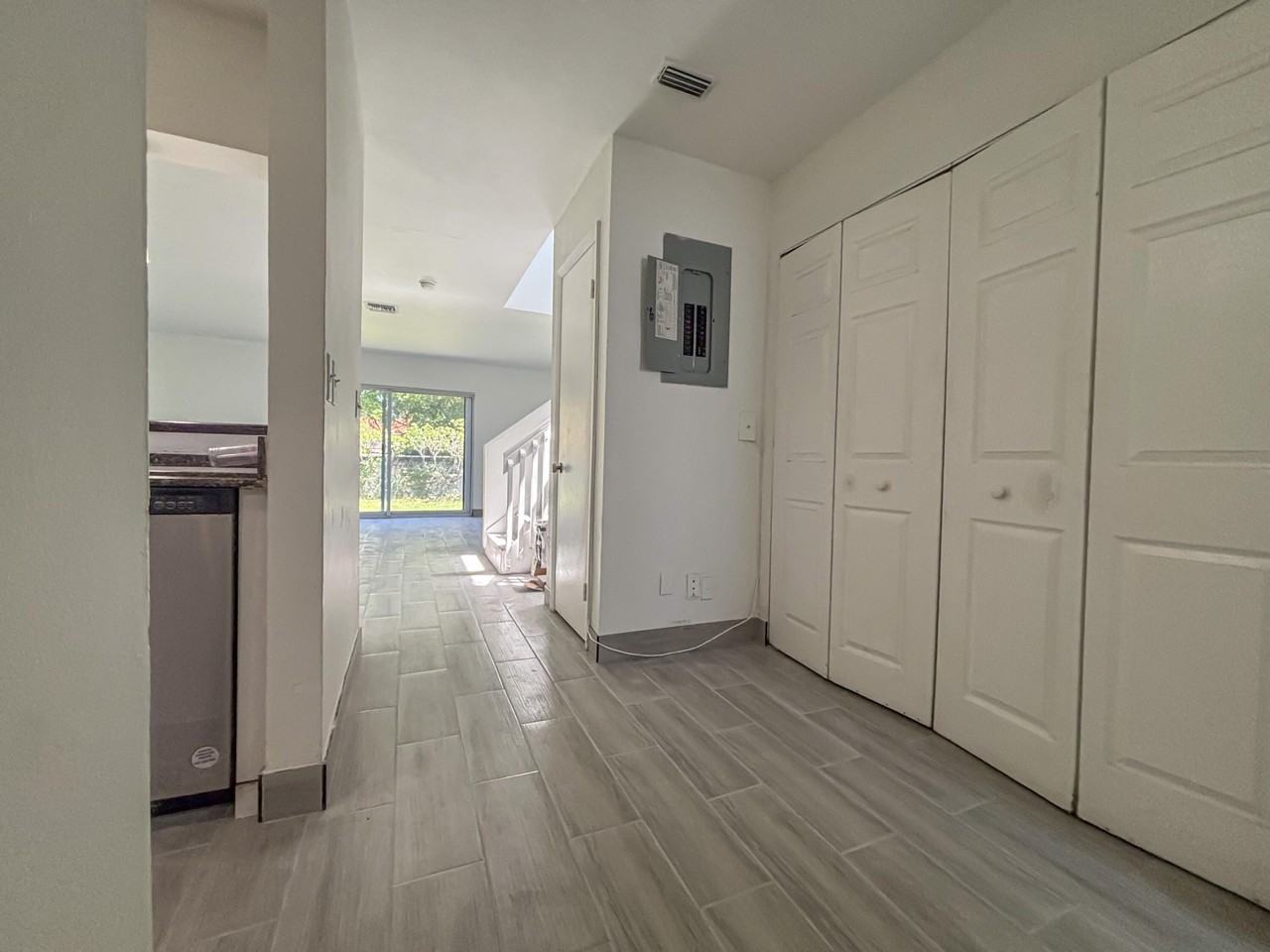 11401 Nw 45th St #11401 - Photo 2 of 19