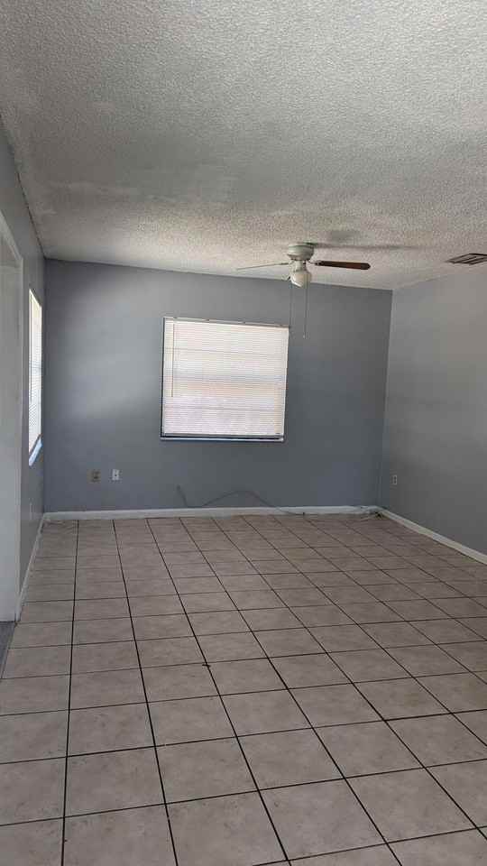 1944 Taft St #2 - Photo 6 of 22