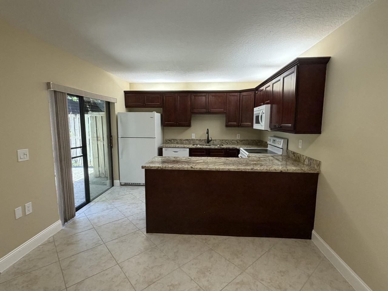 2407 24th Ln - Photo 2 of 18