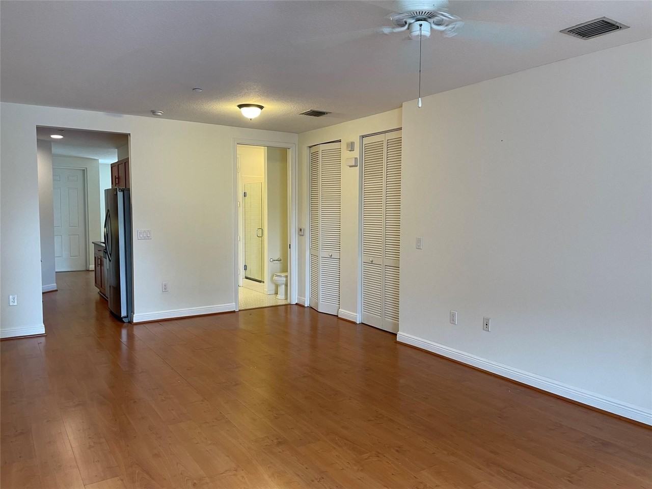 1304 Sw 3rd Ct #1304 - Photo 4 of 9