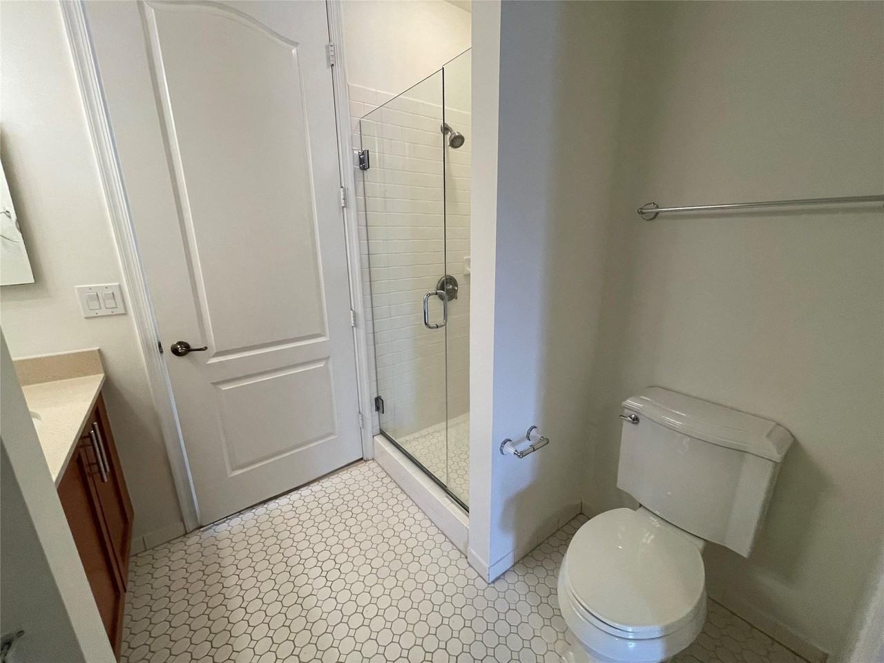1304 Sw 3rd Ct #1304 - Photo 7 of 9