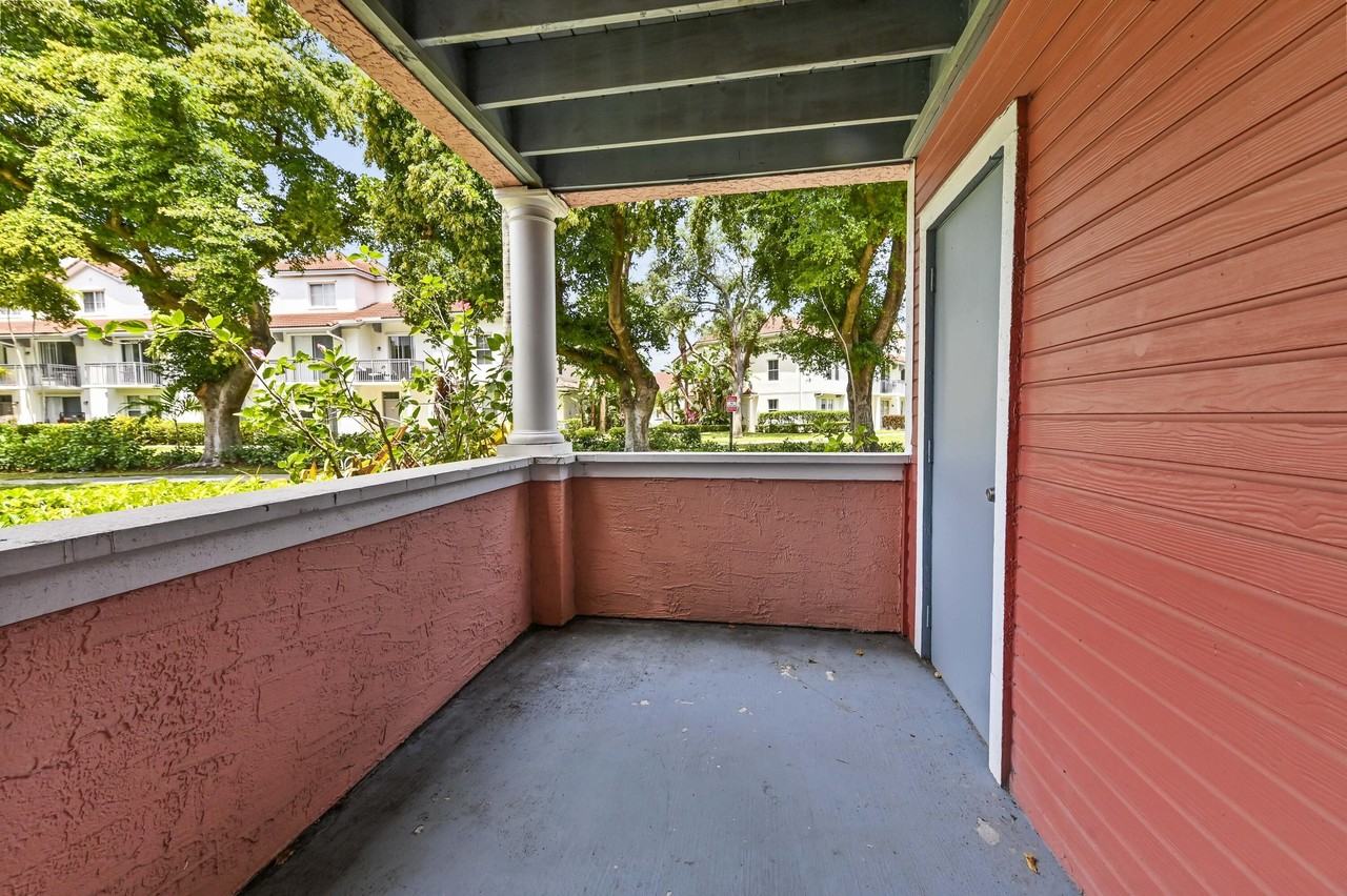 1055 Crystal Way #A - Photo 5 of 28