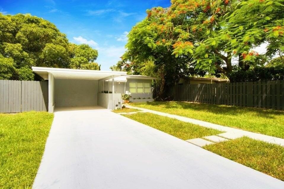 1117 Nw 7th Ter