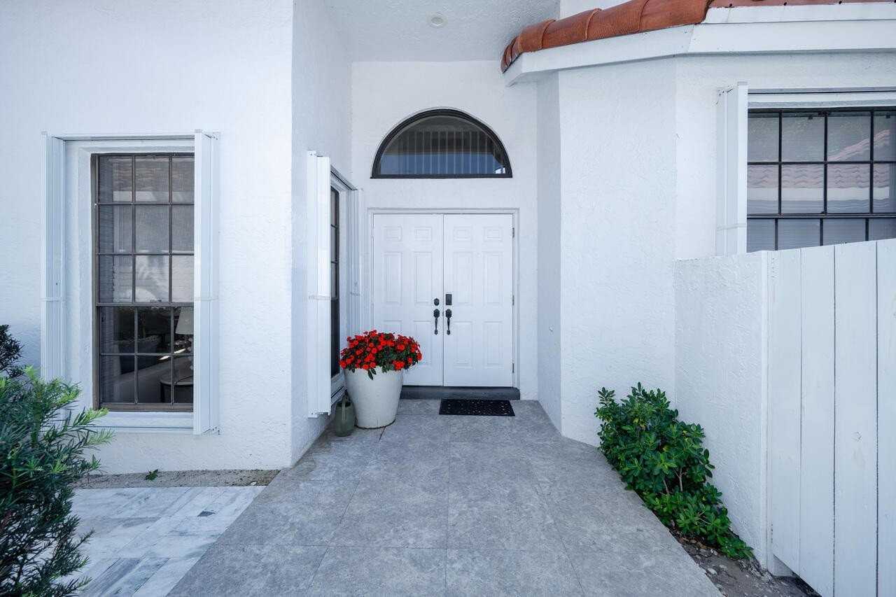 5809 Nw 21st Way - Photo 3 of 50