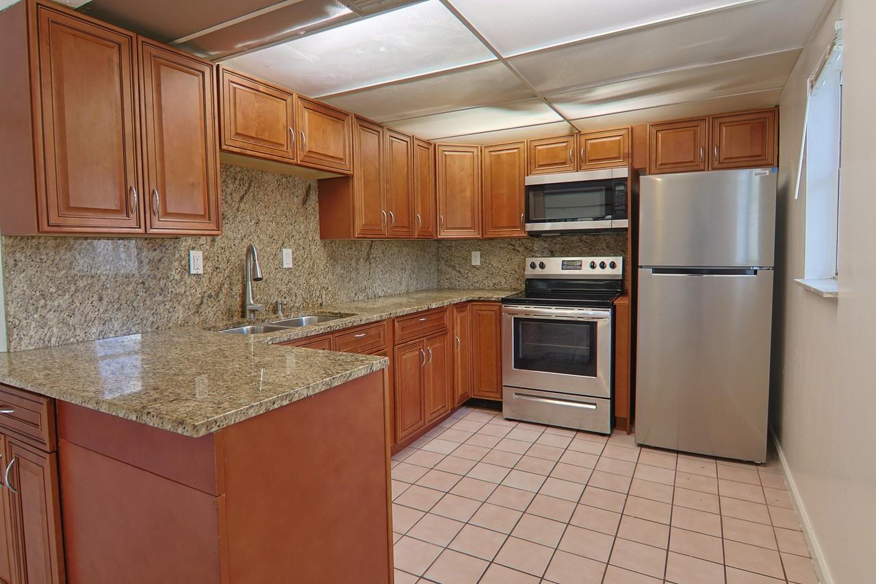 6636 Sw 41st St #6636 - Photo 2 of 21