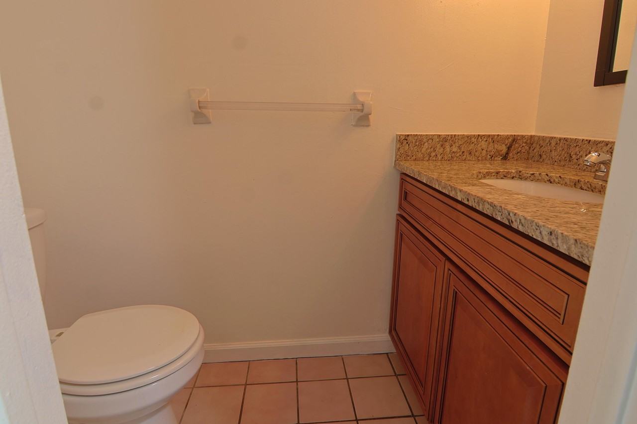 6636 Sw 41st St #6636 - Photo 7 of 21