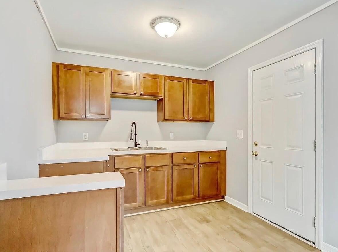 5428 Bunche Dr - Photo 3 of 4