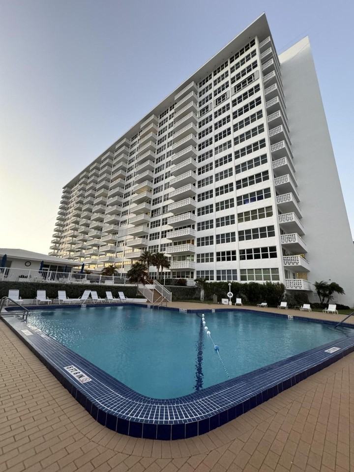 4010 Galt Ocean Dr #206 - Photo 3 of 26