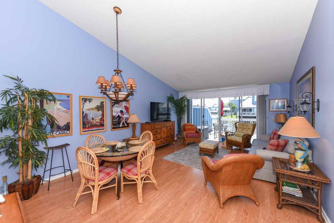 209 Ocean Dunes Circle - Photo 3 of 30