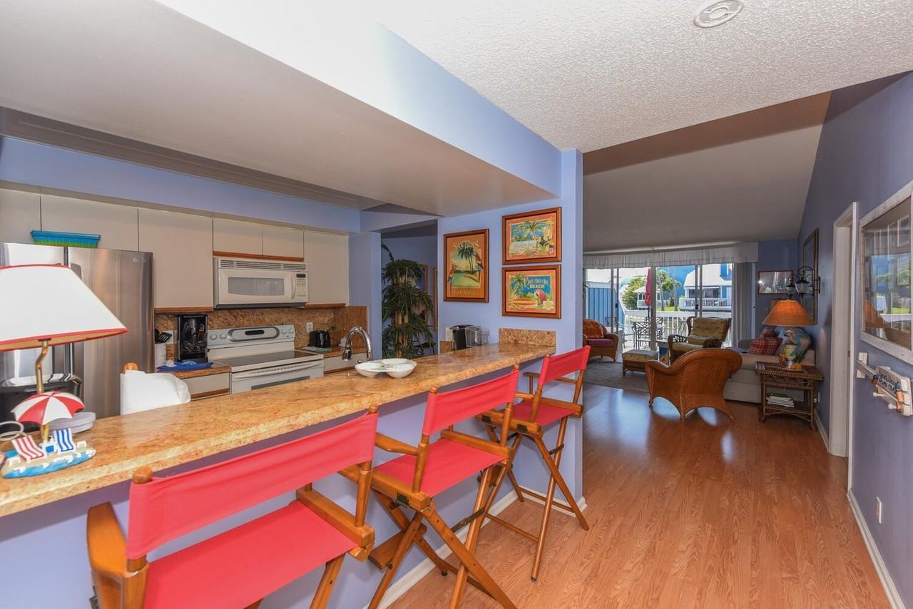 209 Ocean Dunes Circle - Photo 7 of 30