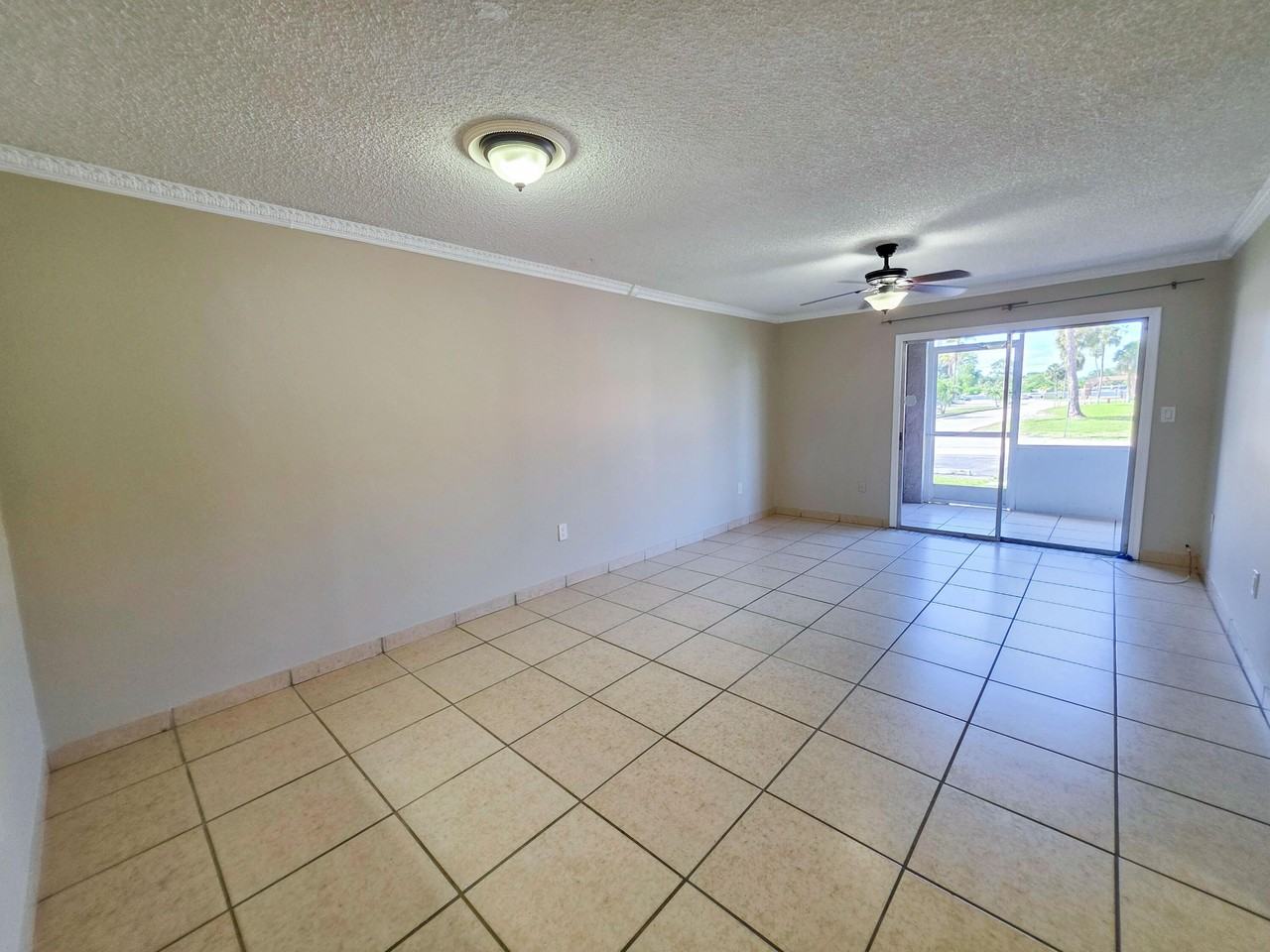 6100 Forest Hill Blvd #109 - Photo 5 of 15