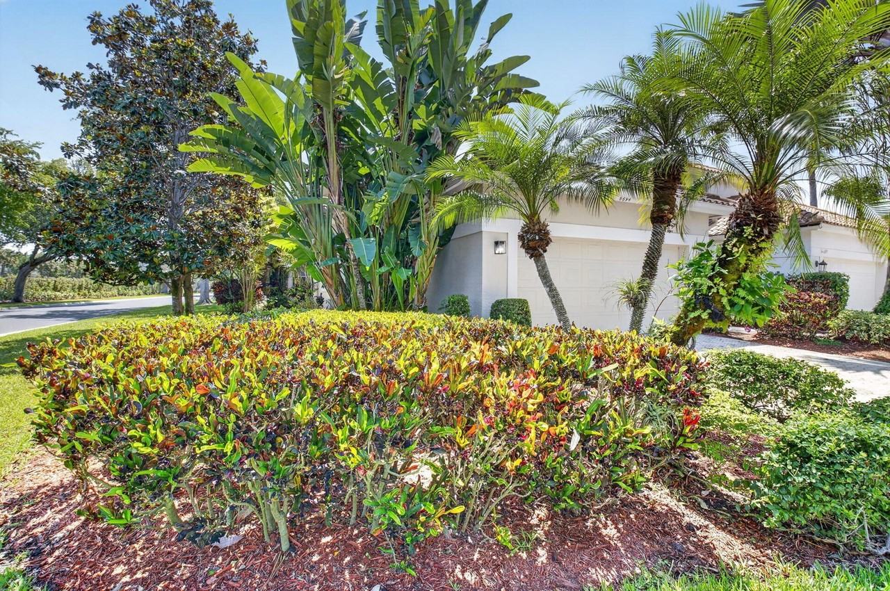 6694 Nw 26th Way - Photo 3 of 50