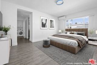 848 18th St #3 - Photo 3 of 8