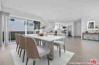 848 18th St #3 - Photo 4 of 8