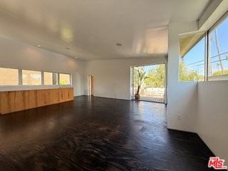 1505 Linden Ct - Photo 3 of 8