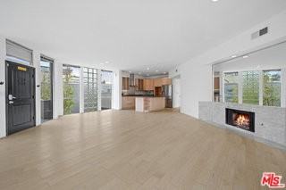 20 28th Ave #A - Photo 2 of 8